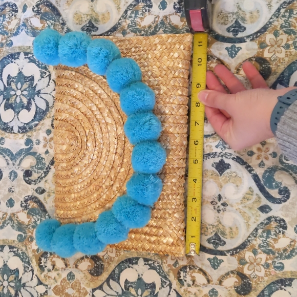 Shiraleah Chicago Straw Clutch - Picture 2 of 5